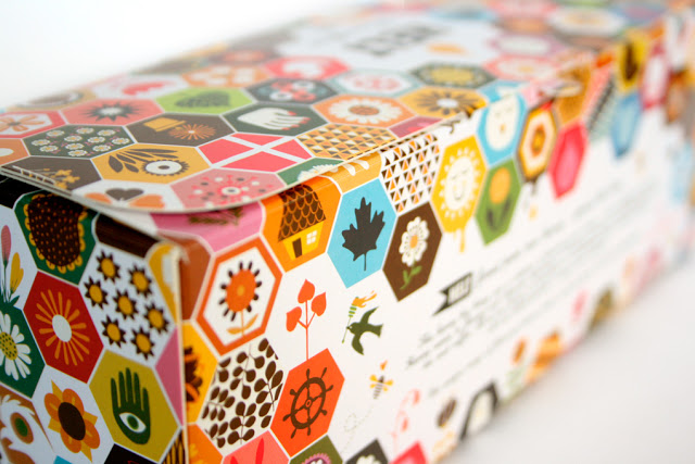 秦嶺土蜂蜜包裝設(shè)計參考(圖2) 秦嶺土蜂蜜包裝設(shè)計參考(圖2)