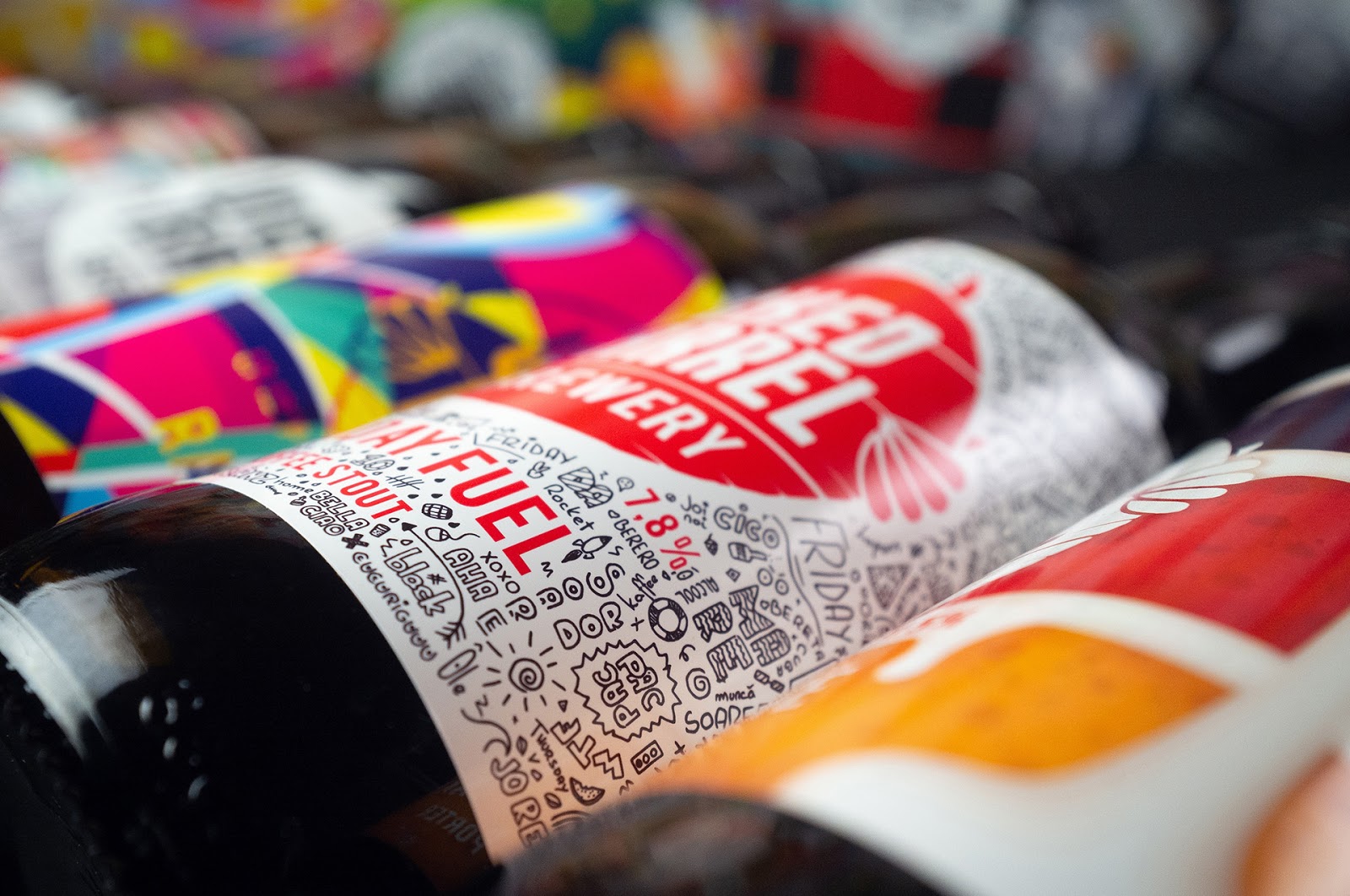 青島果酒包裝設(shè)計(圖6) 青島果酒包裝設(shè)計(圖6)