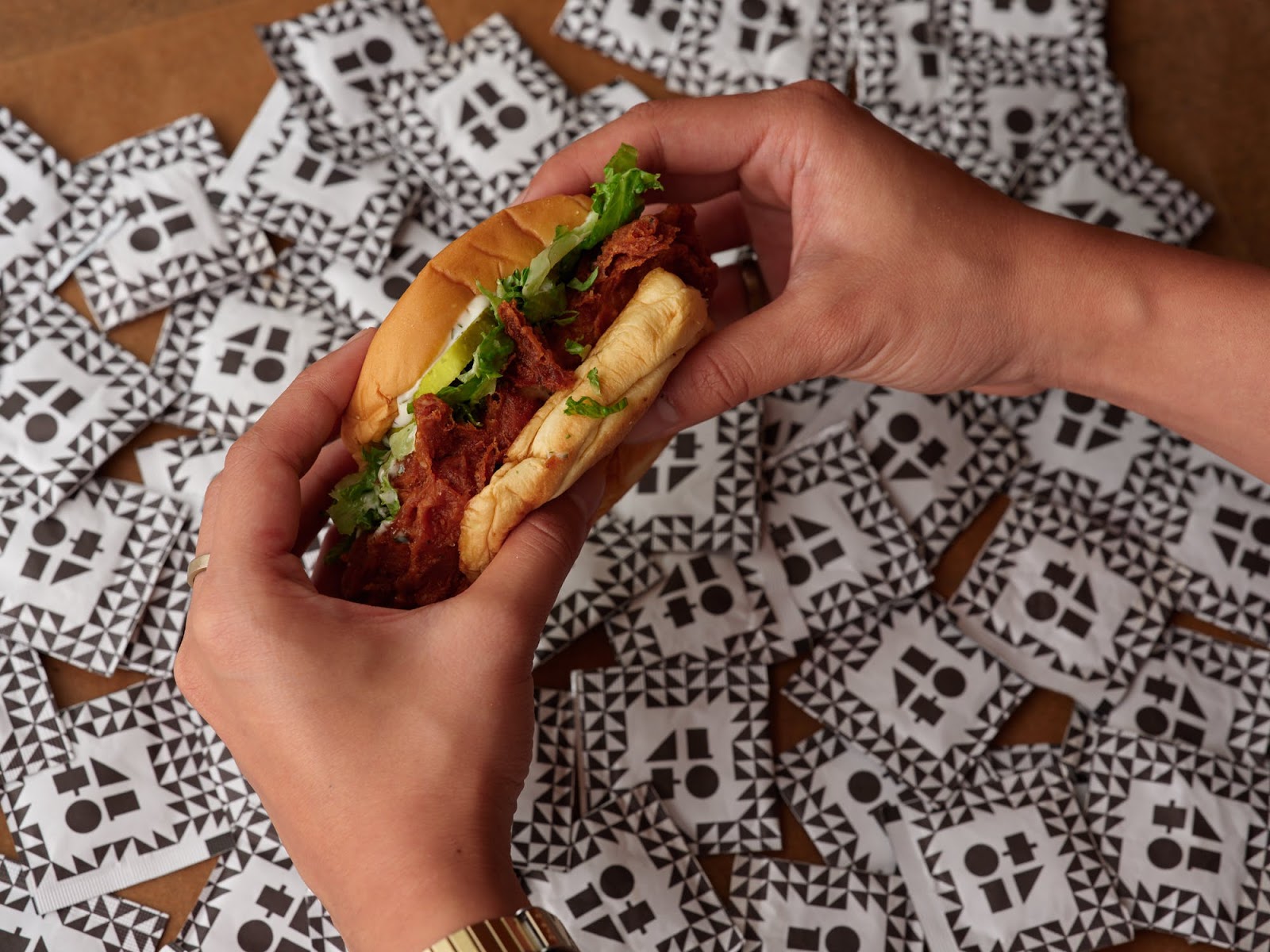 哈爾濱食用油包裝設(shè)計(圖4) 哈爾濱食用油包裝設(shè)計(圖4)