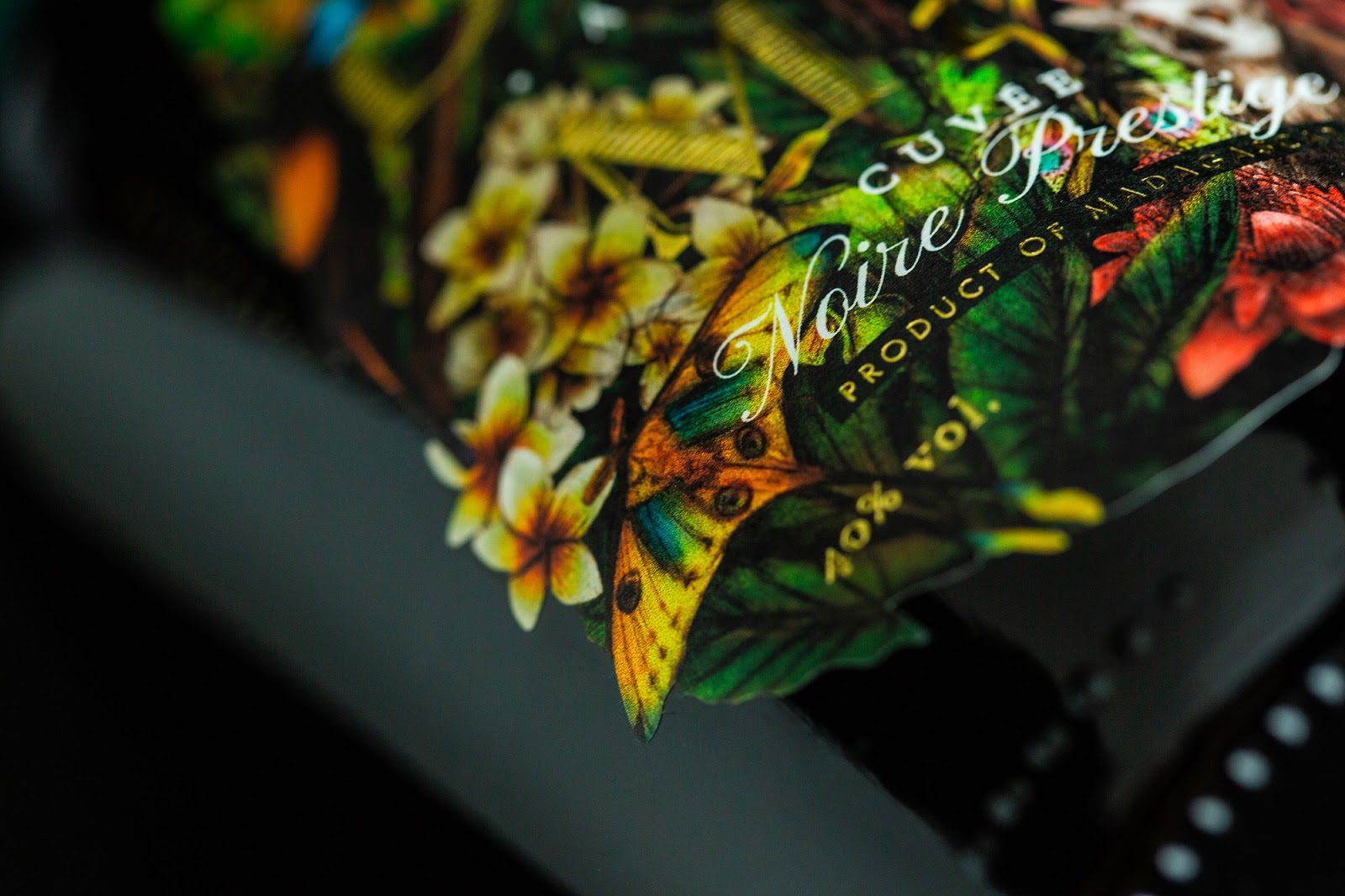 東營酒包裝設(shè)計這款看著很原始叢林(圖5) 東營酒包裝設(shè)計這款看著很原始叢林(圖5)