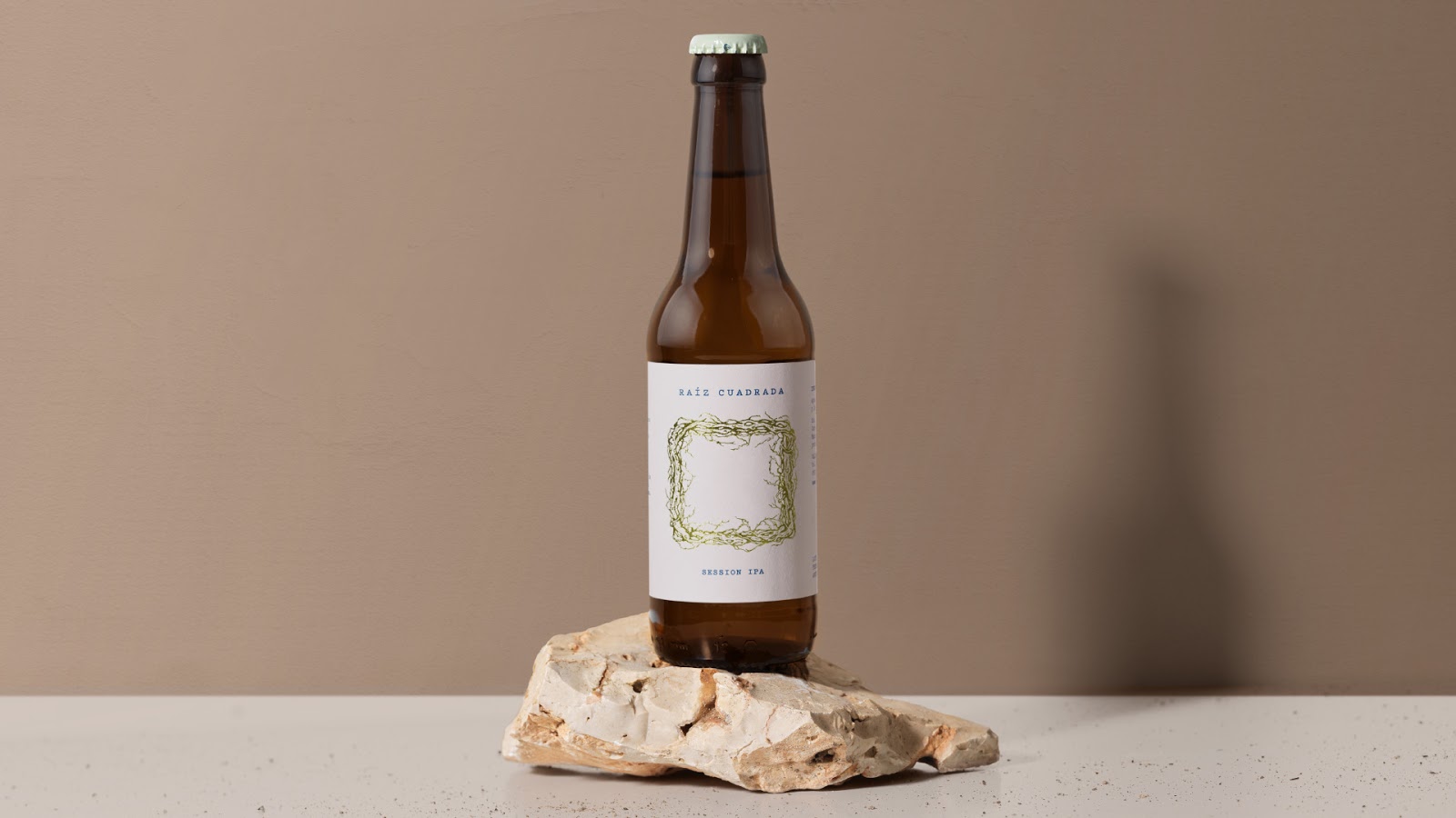 精釀啤酒包裝設(shè)計(jì)-根源(圖1)