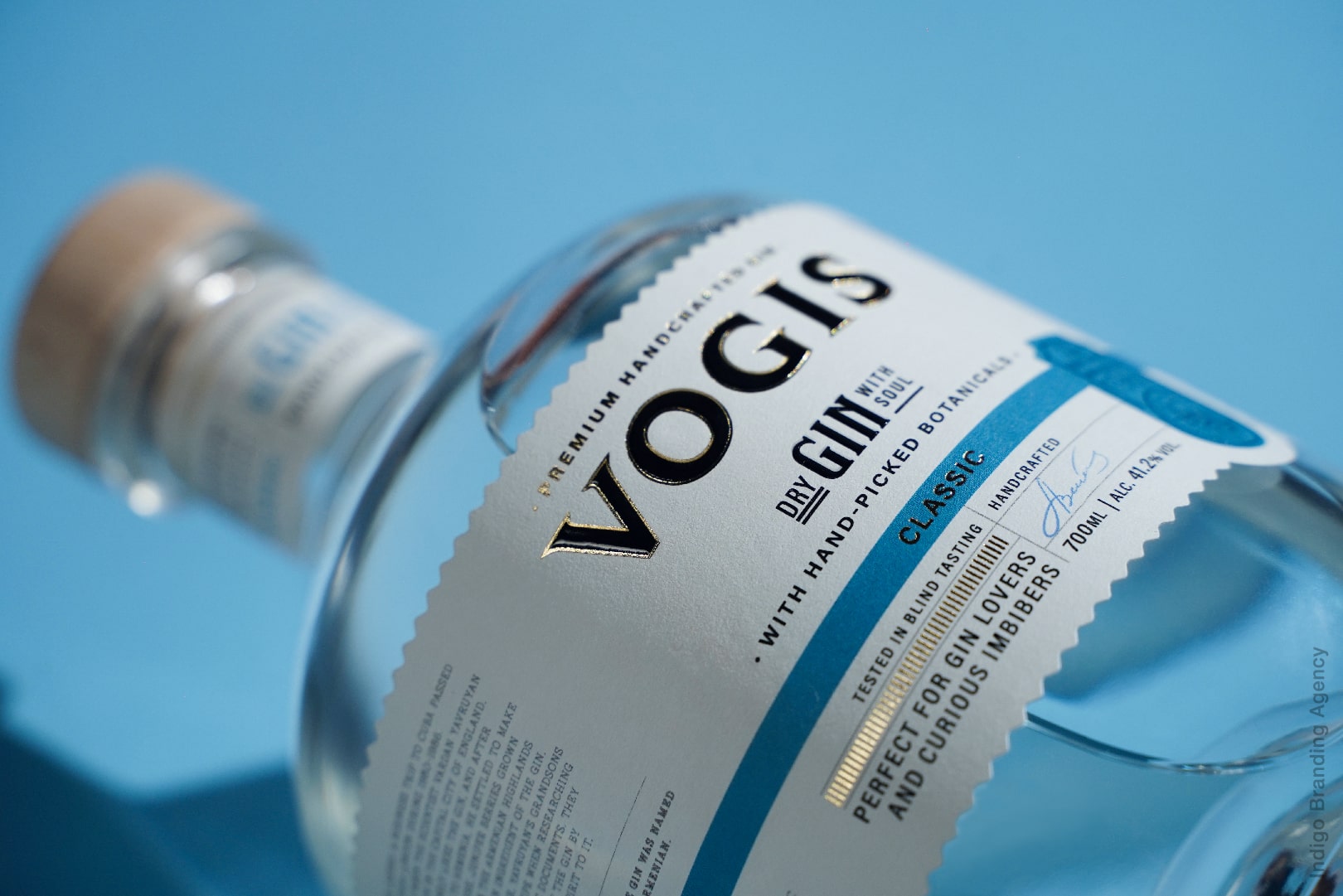 杜松子酒包裝策劃設(shè)計(jì)(圖8) 杜松子酒包裝策劃設(shè)計(jì)(圖8)