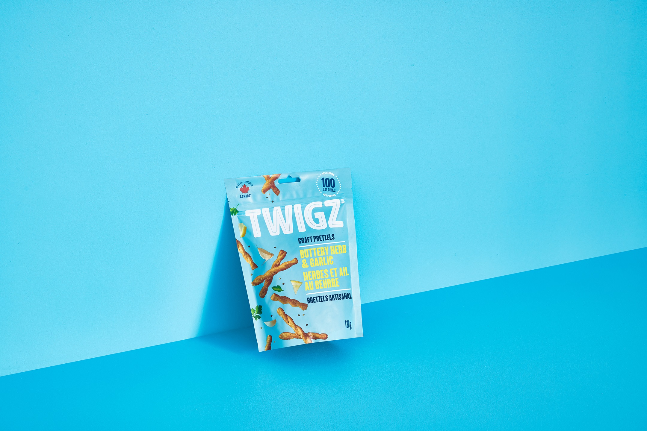 充滿風(fēng)味和活力的椒鹽脆餅零食包裝這樣設(shè)計(jì)(圖3) 充滿風(fēng)味和活力的椒鹽脆餅零食包裝這樣設(shè)計(jì)(圖3)