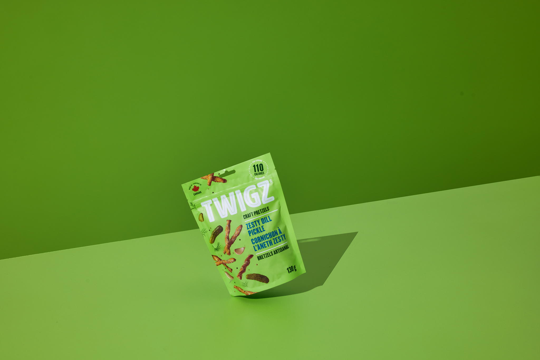 鮮艷色彩的零食包裝這樣設(shè)計(圖2) 鮮艷色彩的零食包裝這樣設(shè)計(圖2)