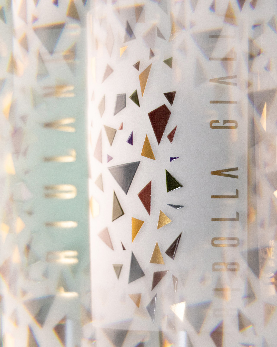 葡萄酒創(chuàng)意包裝設(shè)計作品欣賞(圖4) 葡萄酒創(chuàng)意包裝設(shè)計作品欣賞(圖4)