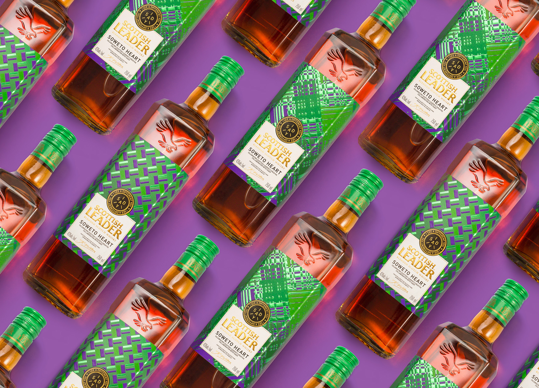 Scottish Leader威士忌限量版標(biāo)簽和禮品盒包裝設(shè)計(jì)這樣做(圖5) Scottish Leader威士忌限量版標(biāo)簽和禮品盒包裝設(shè)計(jì)這樣做(圖5)