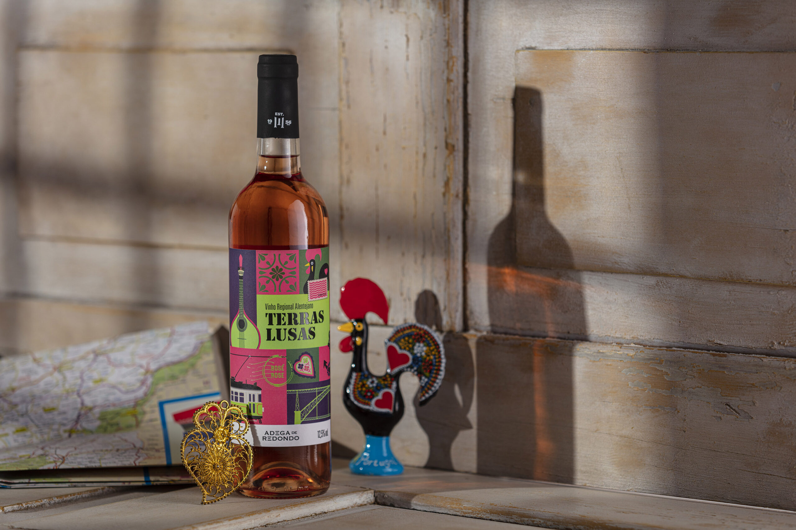 Terras Lusas葡萄酒包裝這樣設(shè)計(jì)(圖3) Terras Lusas葡萄酒包裝這樣設(shè)計(jì)(圖3)
