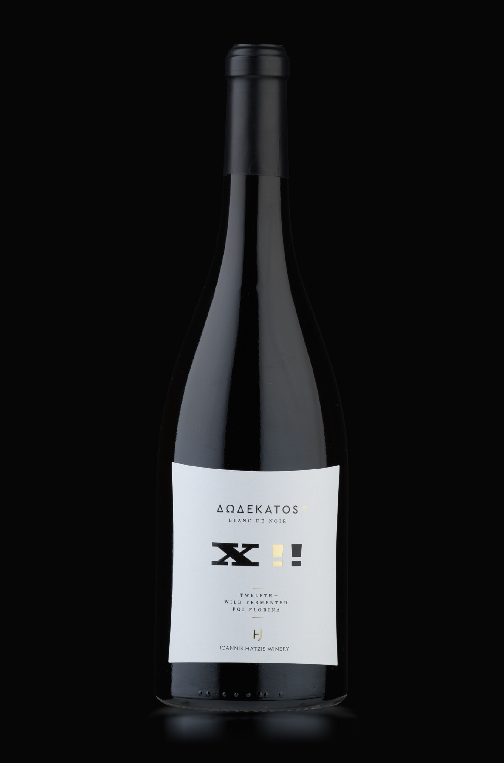 來(lái)自希臘獨(dú)特環(huán)境的葡萄酒包裝設(shè)計(jì)(圖3)