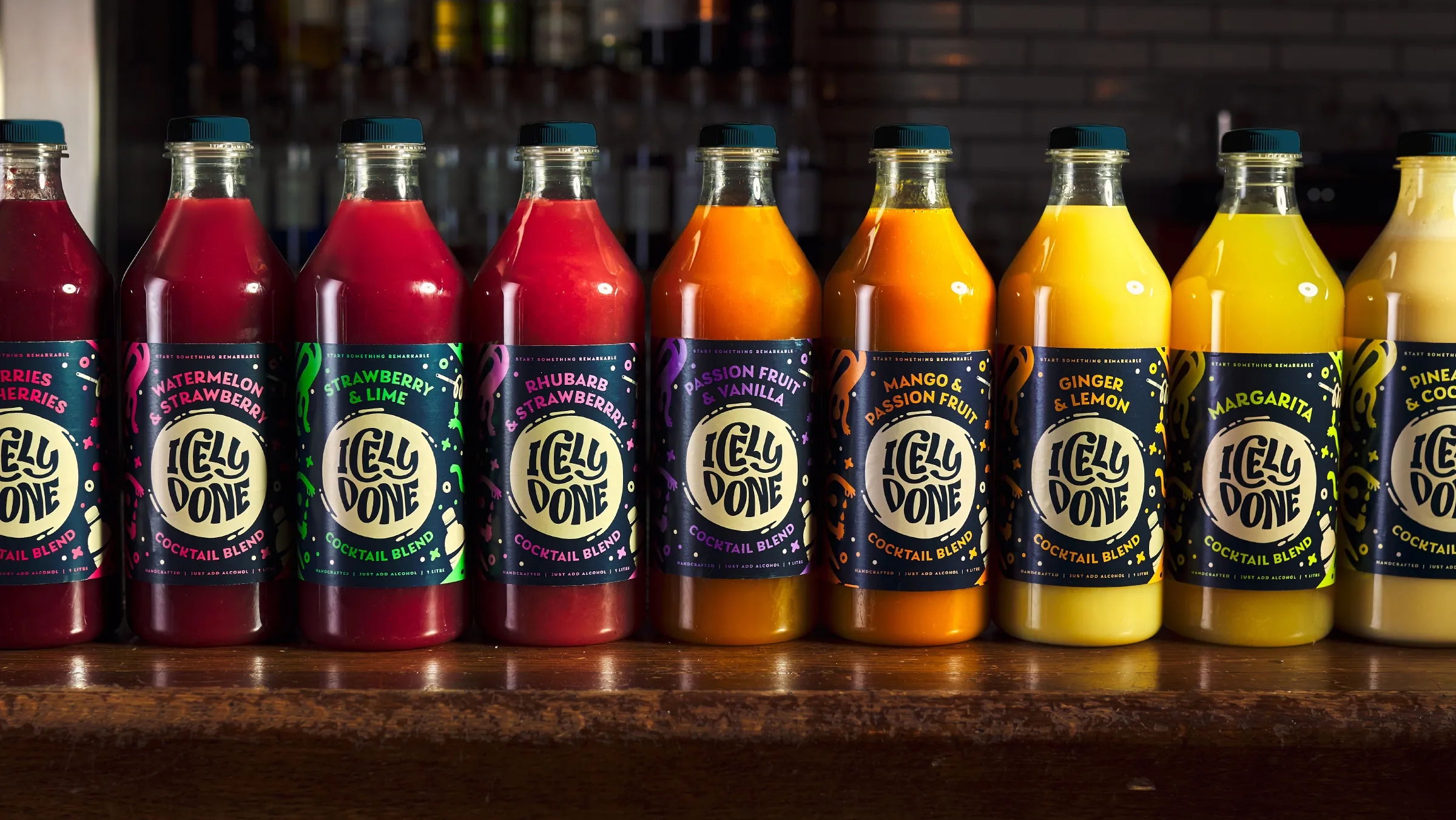 充滿活力和沖擊力的雞尾酒包裝設(shè)計欣賞(圖1) 充滿活力和沖擊力的雞尾酒包裝設(shè)計欣賞(圖1)