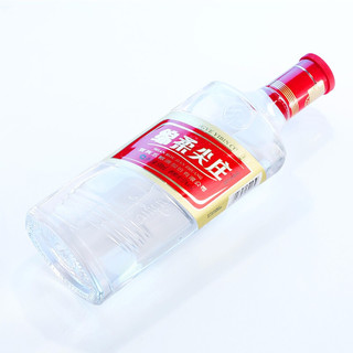 創(chuàng)意酒包裝設(shè)計五糧液尖莊光瓶度濃香型白酒產(chǎn)品包裝設(shè)計欣賞(圖6) 創(chuàng)意酒包裝設(shè)計五糧液尖莊光瓶度濃香型白酒產(chǎn)品包裝設(shè)計欣賞(圖6)