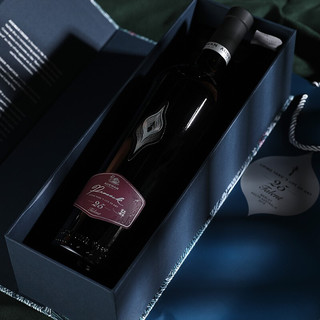 創(chuàng)意酒包裝設(shè)計天鵝莊天賦美樂干紅葡萄酒支禮盒裝產(chǎn)品包裝設(shè)計欣賞(圖4) 創(chuàng)意酒包裝設(shè)計天鵝莊天賦美樂干紅葡萄酒支禮盒裝產(chǎn)品包裝設(shè)計欣賞(圖4)