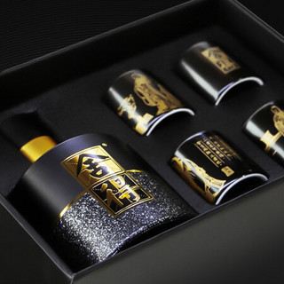 創(chuàng)意酒包裝設(shè)計(jì)名人版濃香型白酒禮盒裝產(chǎn)品包裝設(shè)計(jì)欣賞(圖6)