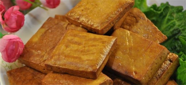 川辣妹品牌logo與食品包裝設(shè)計欣賞(圖4)