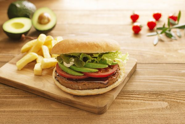 包裝設(shè)計公司推薦借著今年春天備受矚目的成套設(shè)備基礎(chǔ)食品新冠災(zāi)禍的健康意識新開始了包裝設(shè)計欣賞(圖12)