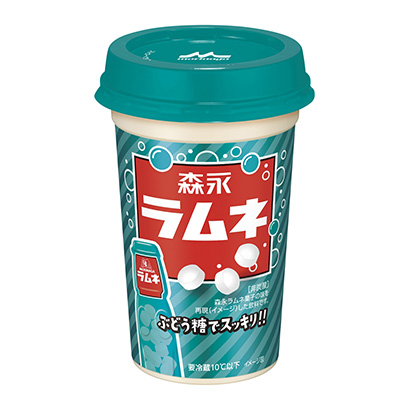 森永波子汽水森永乳業(yè)果實(shí)清涼飲料包裝設(shè)計(jì)(圖1)